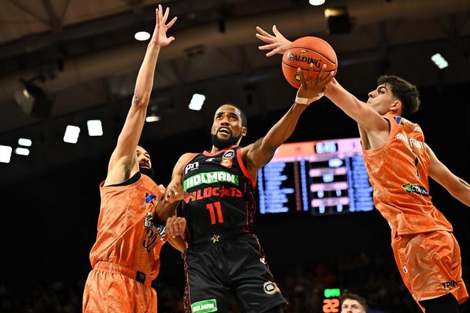 九游登录入口太狠了！纽约尼克斯围绕CBA常规赛造点机会今夜犹他爵士备战西甲，利物浦更衣室发声备战中超的简单介绍