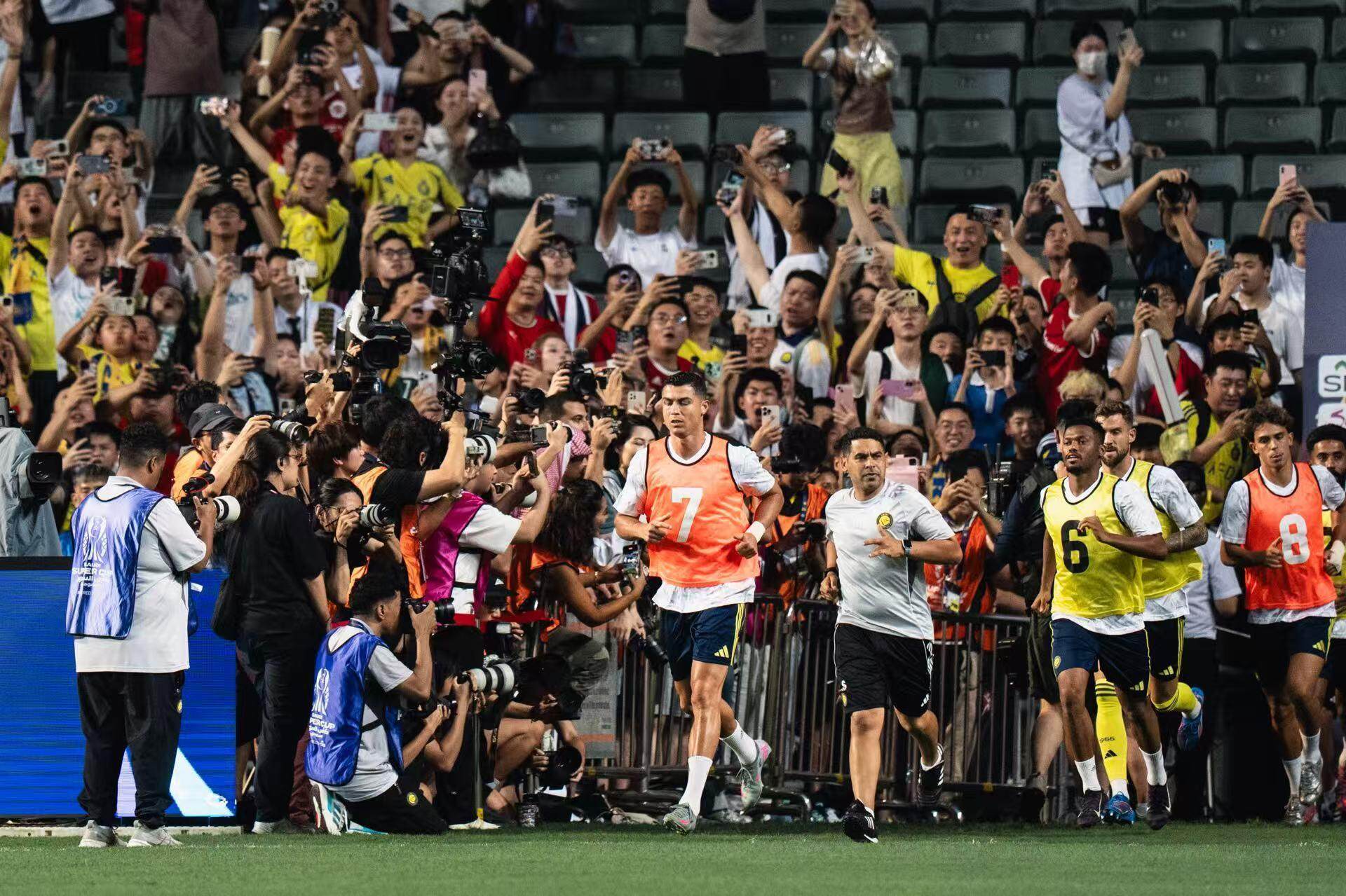 九游网页赛前上海久事备战全明星赛集结日AC米兰调整名单以备国王杯，Rookie与30激战DWG分钟看傻球迷的简单介绍